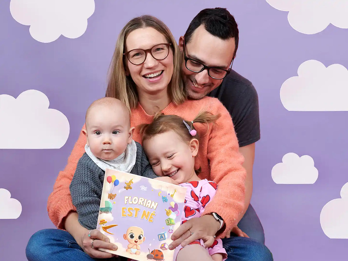 Les livres personnalisés Mini Héros rassemblent les familles, des parents aux plus petits. De merveilleux cadeaux pour une Baby Shower ou une naissance.