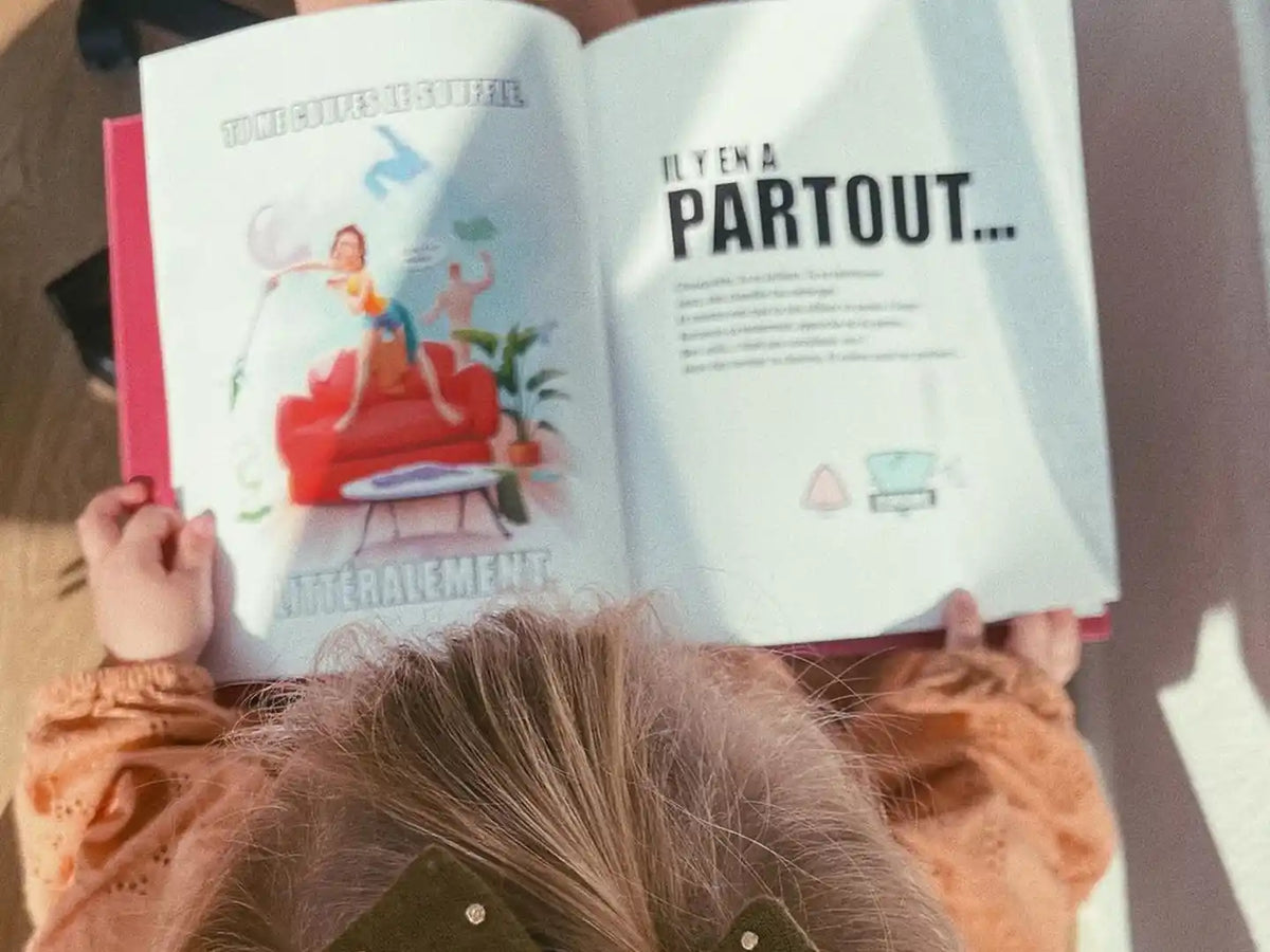 Les illustrations en forme de memes et aux textes piquants font de ce livre d'amour une bombe d'humour tendre.