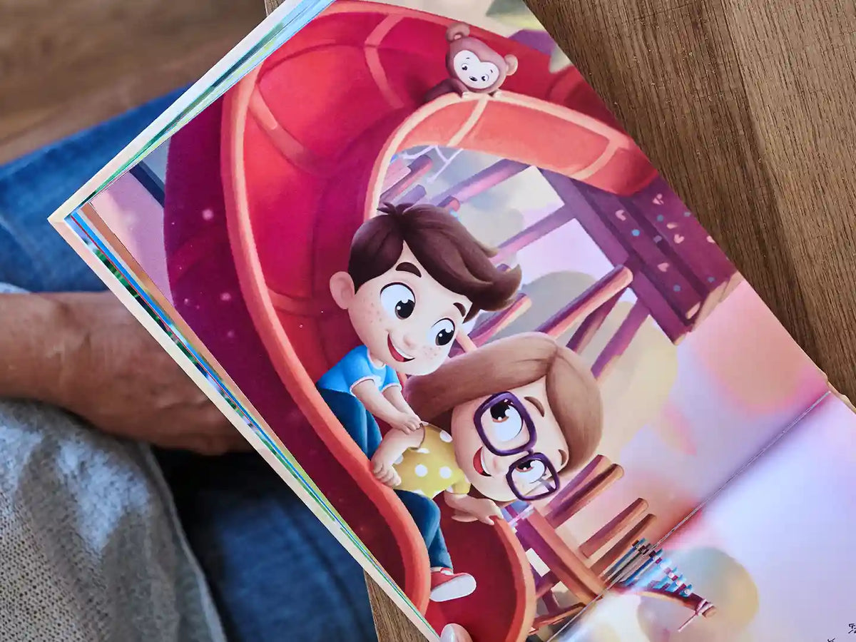 Aller jouer au parc fait partie des histoires personnalisées de ce livre pour grands-parents.
