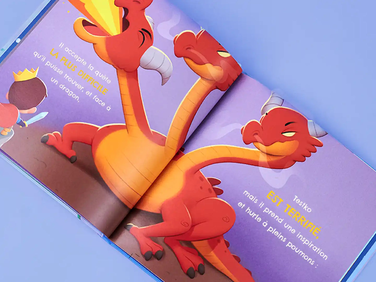 Mais attention, un dragon féroce risque de malmener les plans de votre petit prince dans ce livre personnalisé.