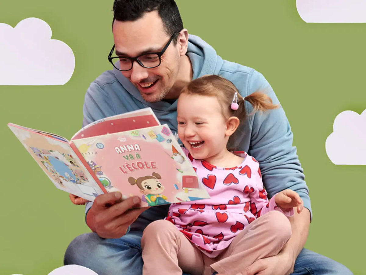 Le cadeau parfait pour faire une rentrée sans problèmes est un livre personnalisé sur l'école de la collection Mini Héros.